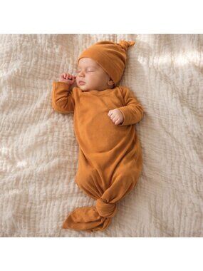 Baby Noah Newborn 0-3 Months Knotted Gown Sleepwear with Hat Set Boy Girls